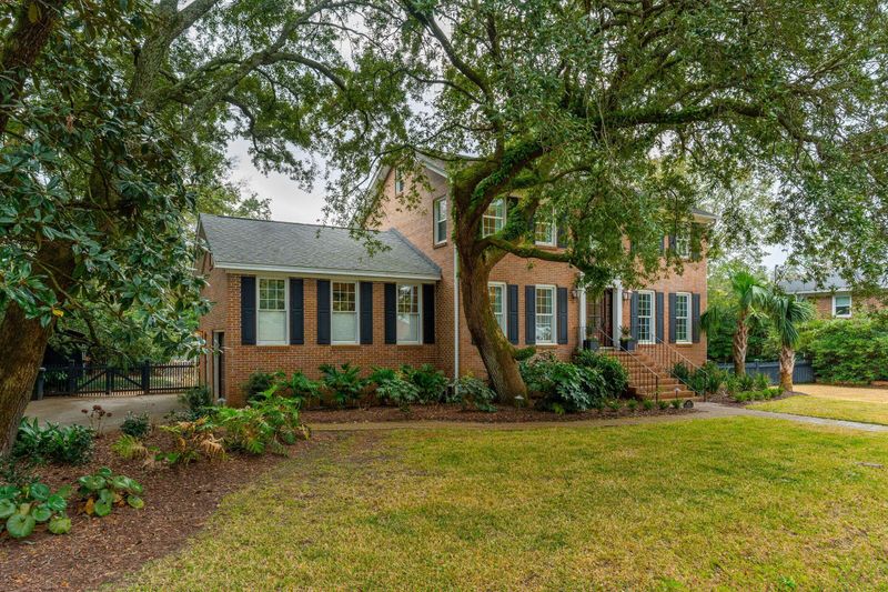 1471 Burningtree Rd, Charleston, SC 29412