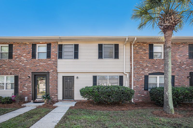 415 Parkdale Dr #14d, Charleston, SC 29414