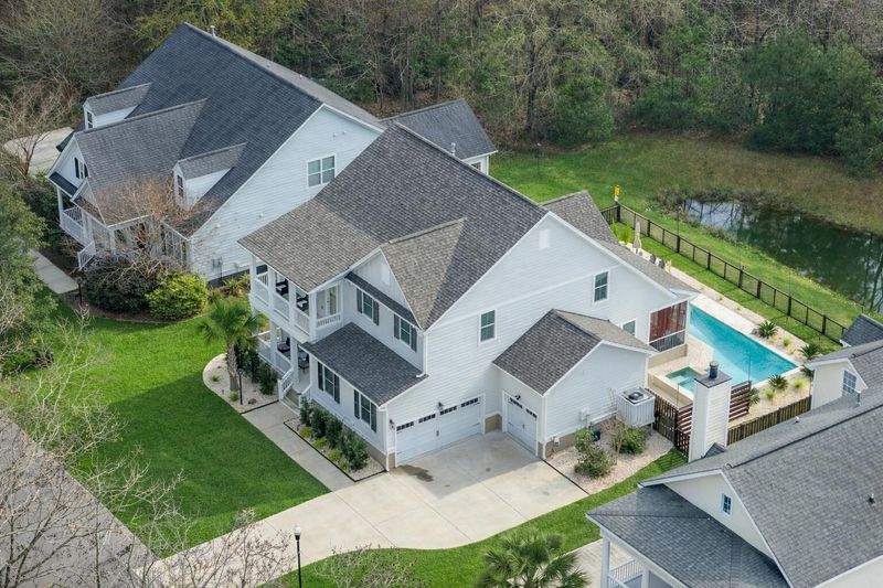 7212 Mossy Creek Ln, Hanahan, SC 29410