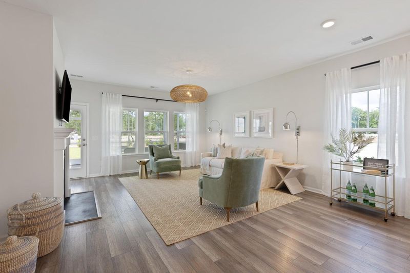 206 Hue St, Summerville, SC 29486
