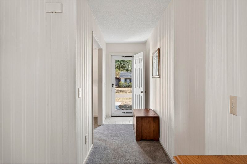 260 High Hill Dr, Moncks Corner, SC 29461