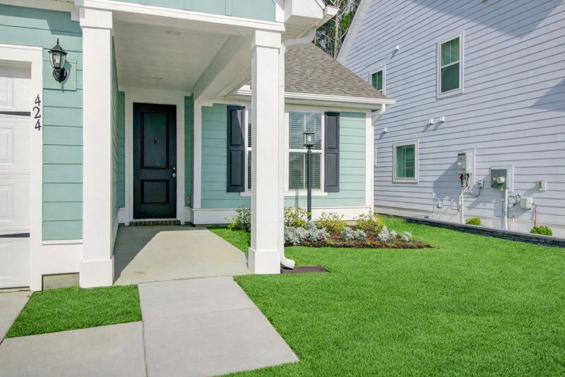 424 Eagleview Dr, Moncks Corner, SC 29461