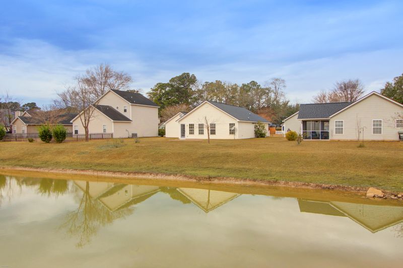 142 Moon Dance Ln, Summerville, SC 29483