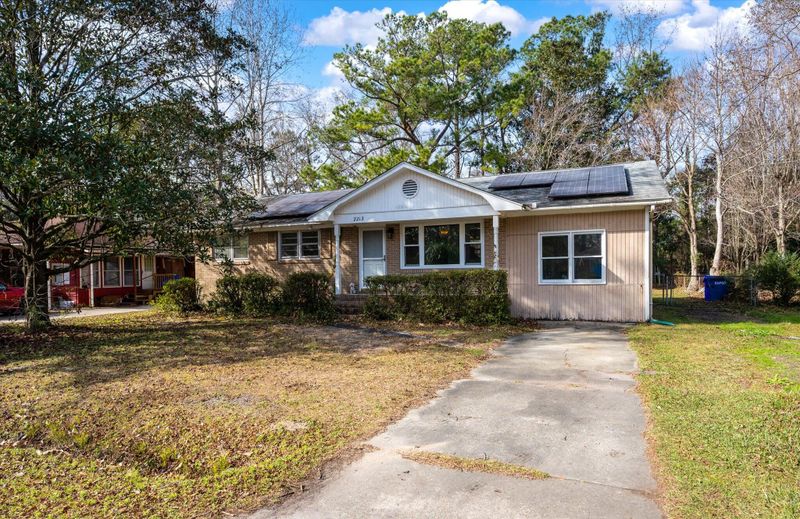 2213 Pinehurst Ave, Charleston, SC 29414