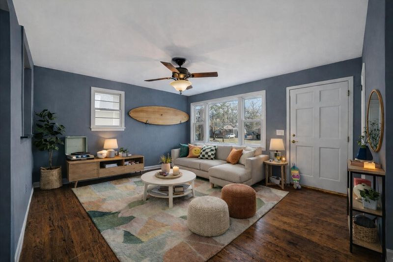 2213 Pinehurst Ave, Charleston, SC 29414