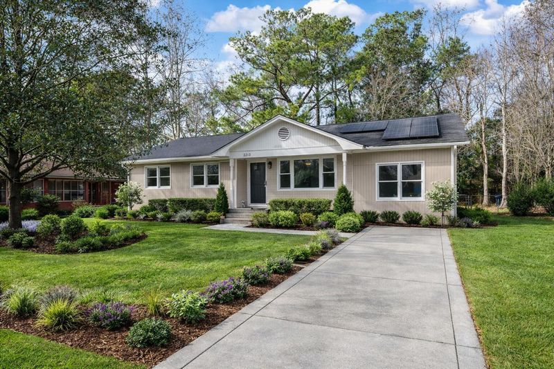 2213 Pinehurst Ave, Charleston, SC 29414