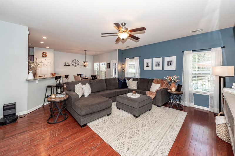 186 Longford Dr, Summerville, SC 29483