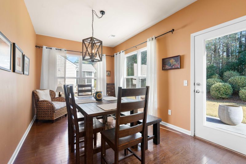 557 Sea Foam St, Summerville, SC 29486