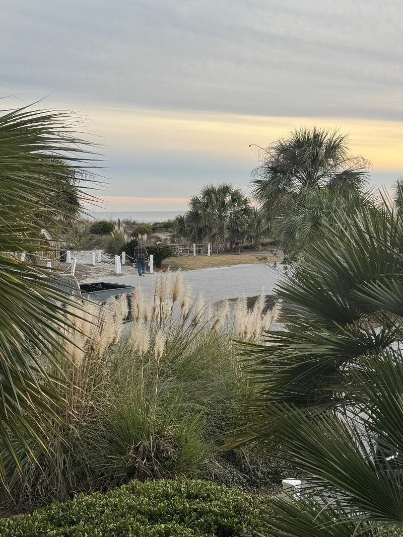 1300 Ocean Blvd #107, Isle Of Palms, SC 29451