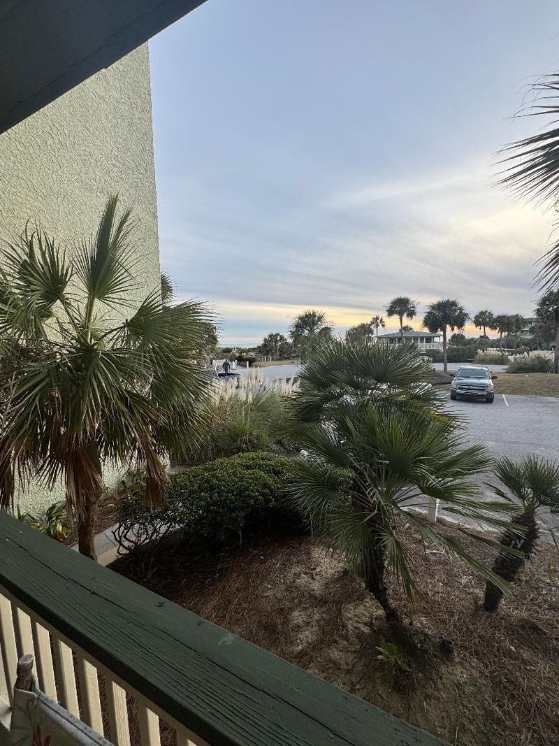 1300 Ocean Blvd #107, Isle Of Palms, SC 29451