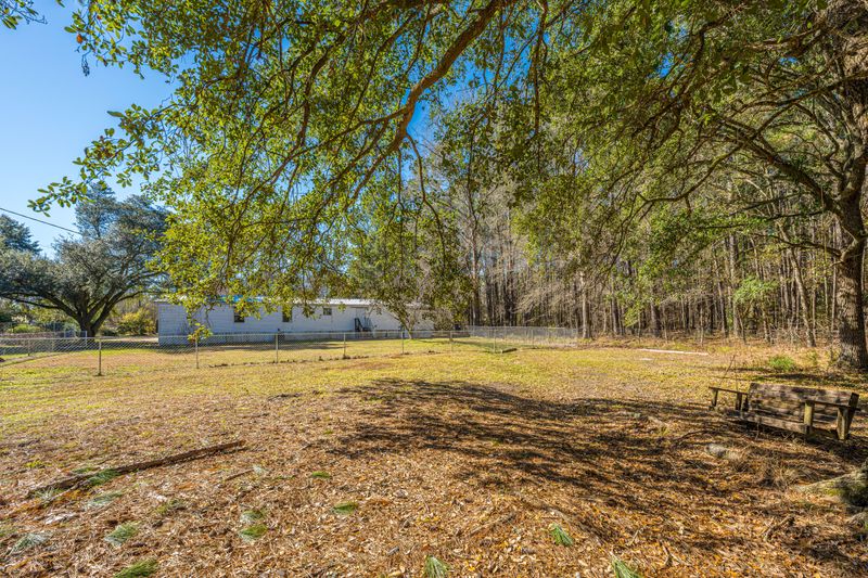 153 Rogers Branch Rd, Ridgeville, SC 29472