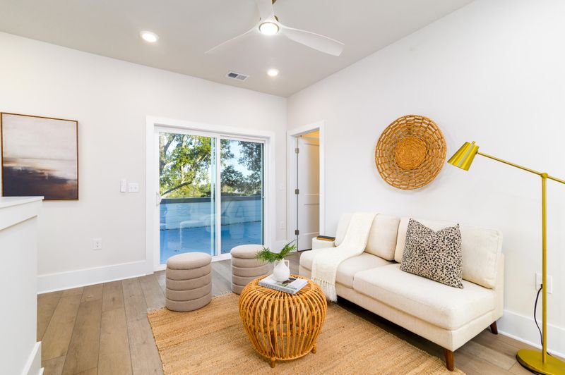 1150 Valdosta #404, North Charleston, SC 29405
