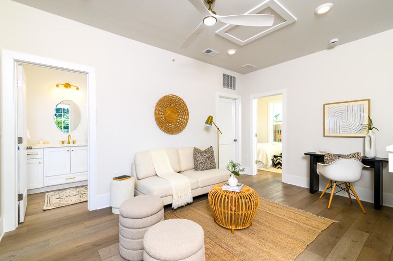 1150 Valdosta #404, North Charleston, SC 29405