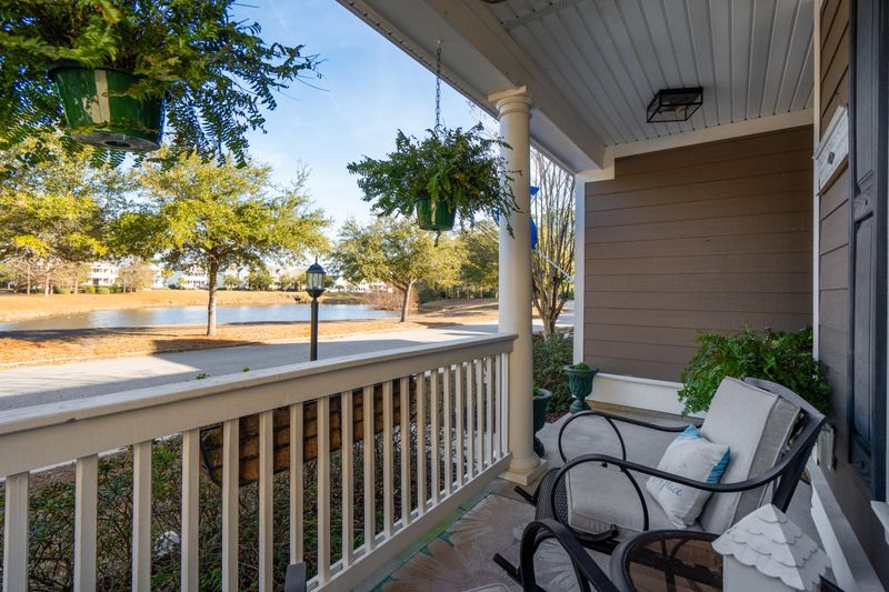 215 Forsythia Ave, Summerville, SC 29483