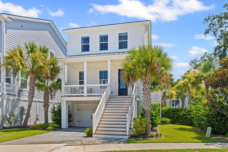 775 Forrest Dr, Charleston, SC 29492