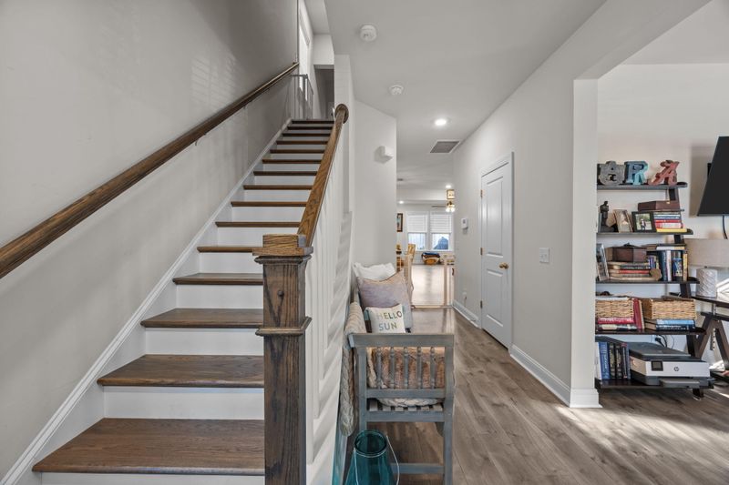 491 Spring Hollow Dr, Charleston, SC 29492