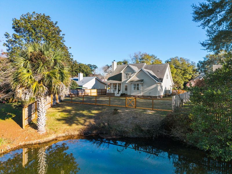 100 Oyster Point Row, Charleston, SC 29412