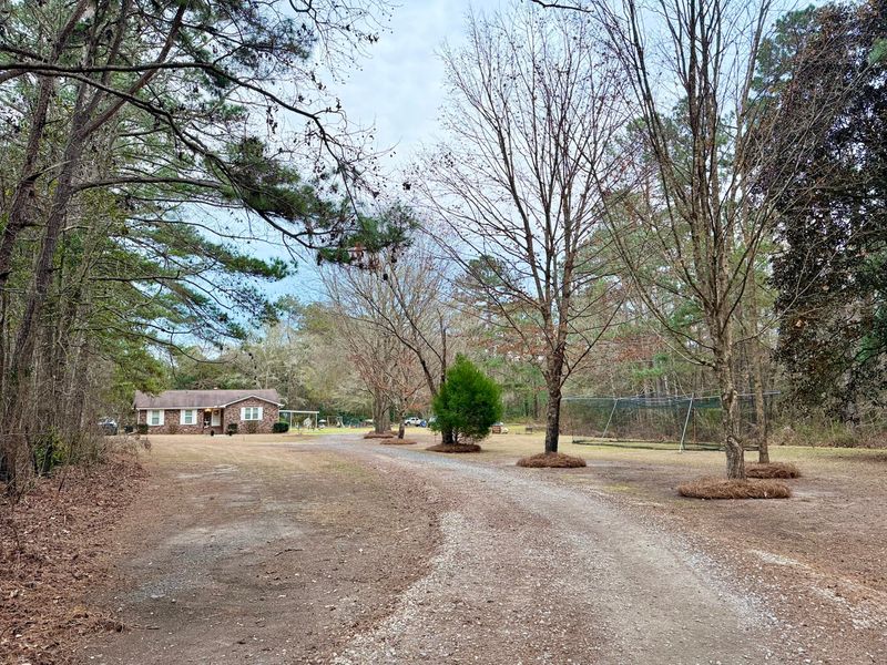 125 Atkinson Ln, Bonneau, SC 29431