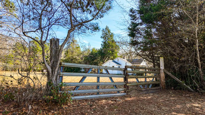 970 Groomstown Rd, Cross, SC 29436