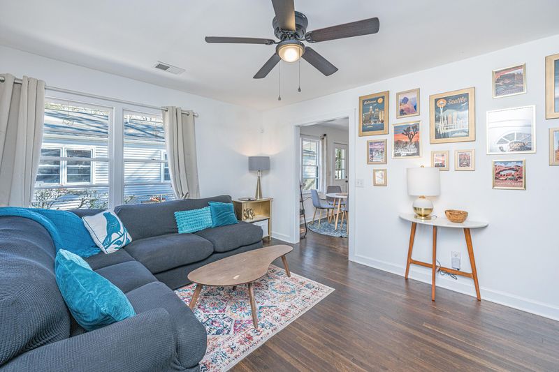 1601 Greenbay Dr, North Charleston, SC 29406