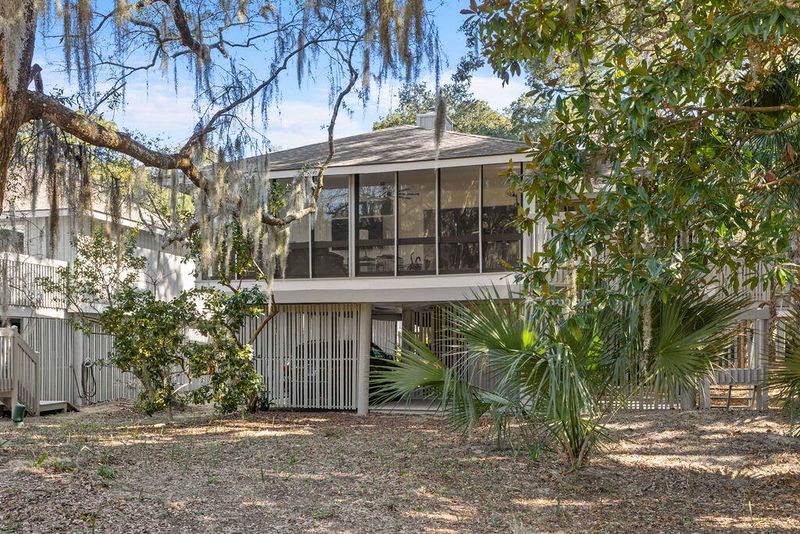 1124 Summerwind Ln, Johns Island, SC 29455