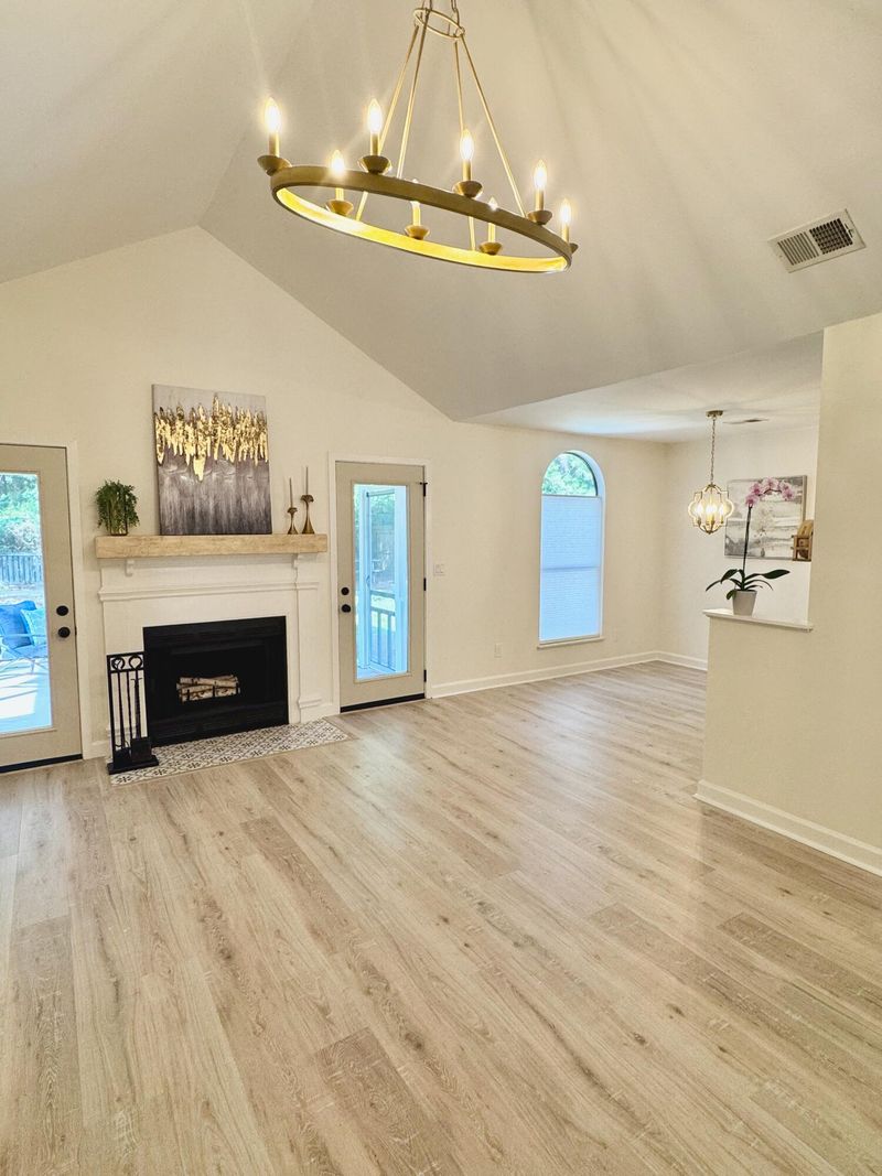 2010 Armory Dr, Mount Pleasant, SC 29466