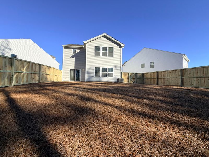 525 Purple Finch Rd, Summerville, SC 29486