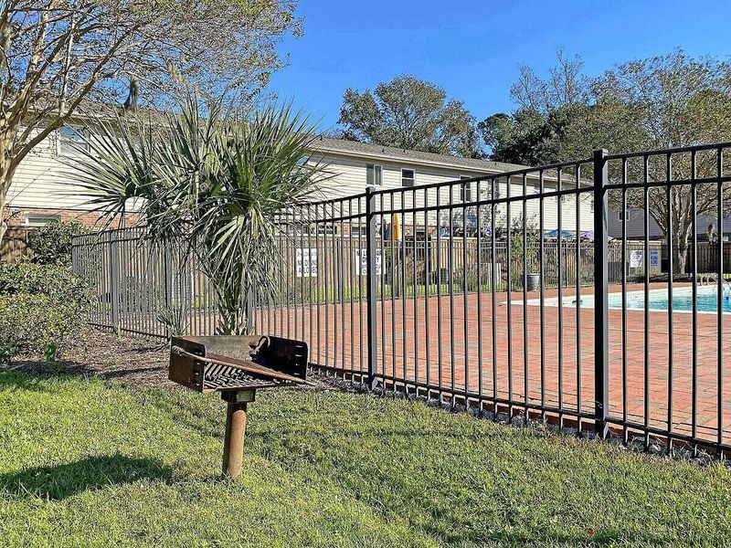 415 Parkdale Dr #6h, Charleston, SC 29414