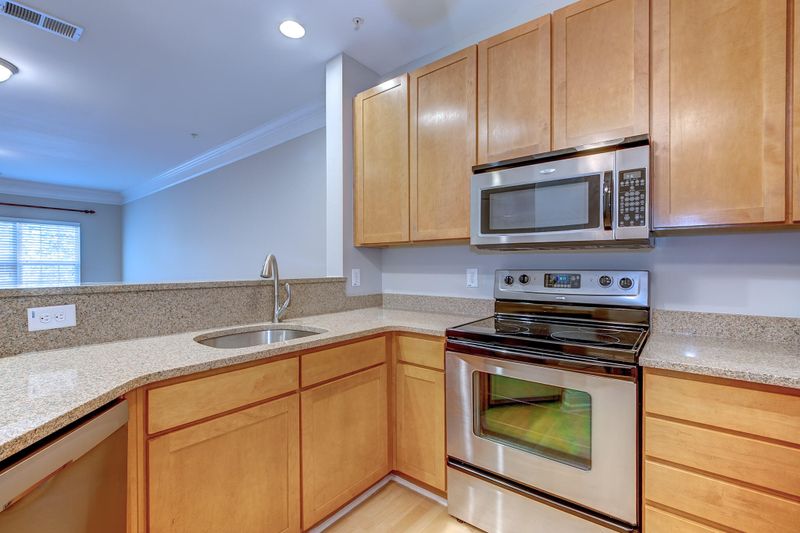 1318 Basilidon Rd, Mount Pleasant, SC 29466
