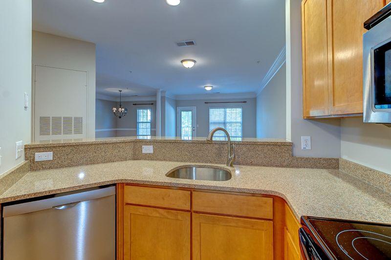 1318 Basilidon Rd, Mount Pleasant, SC 29466