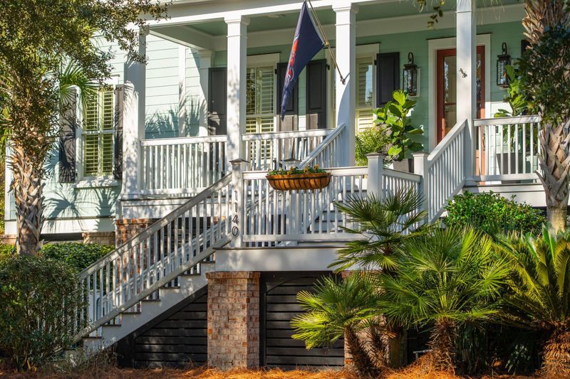 1140 Oak Overhang St, Daniel Island, SC 29492