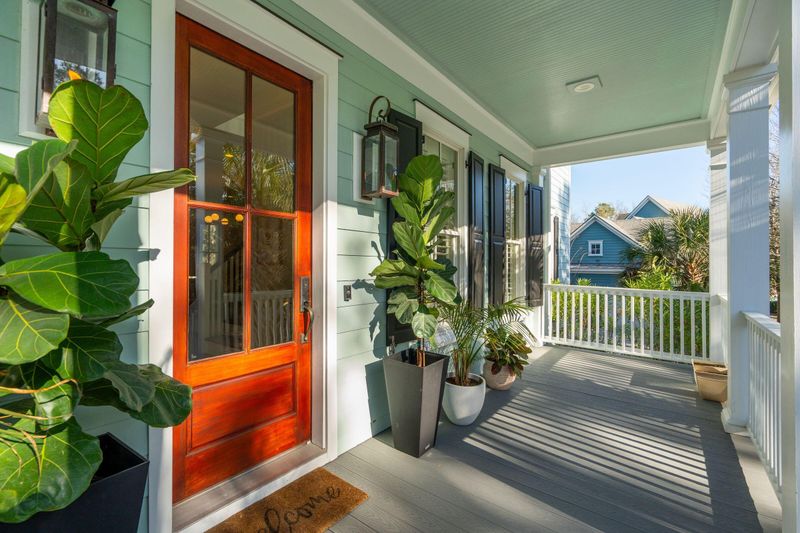 1140 Oak Overhang St, Daniel Island, SC 29492