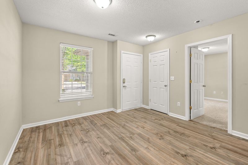 8008 Vermont Rd, North Charleston, SC 29418