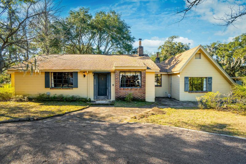 2000 Minott St, Charleston, SC 29412