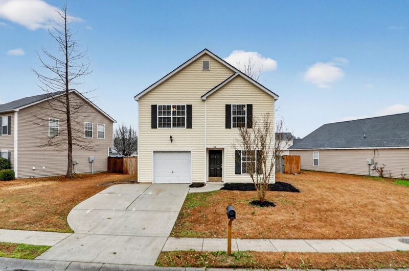 96 Blue Jasmine Ln, Summerville, SC 29483