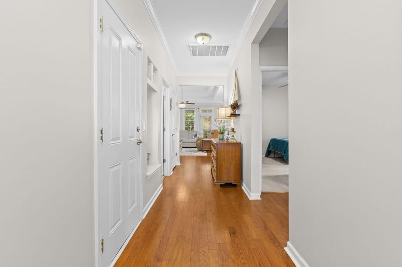 5393 Birdie Ln, Hollywood, SC 29449
