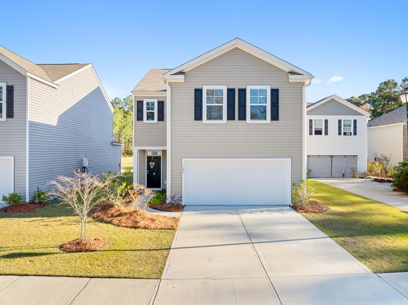 109 Sweet Cherry Ln, Summerville, SC 29486