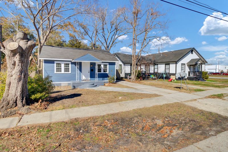 1904 Iris St, North Charleston, SC 29405