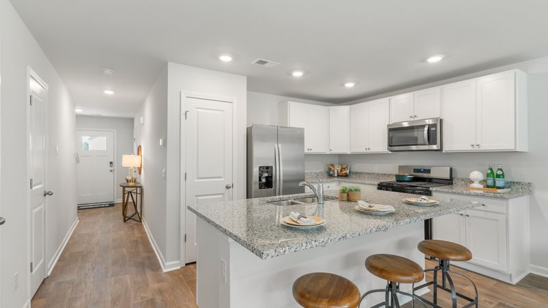 924 Long Bluff Rd, Summerville, SC 29486
