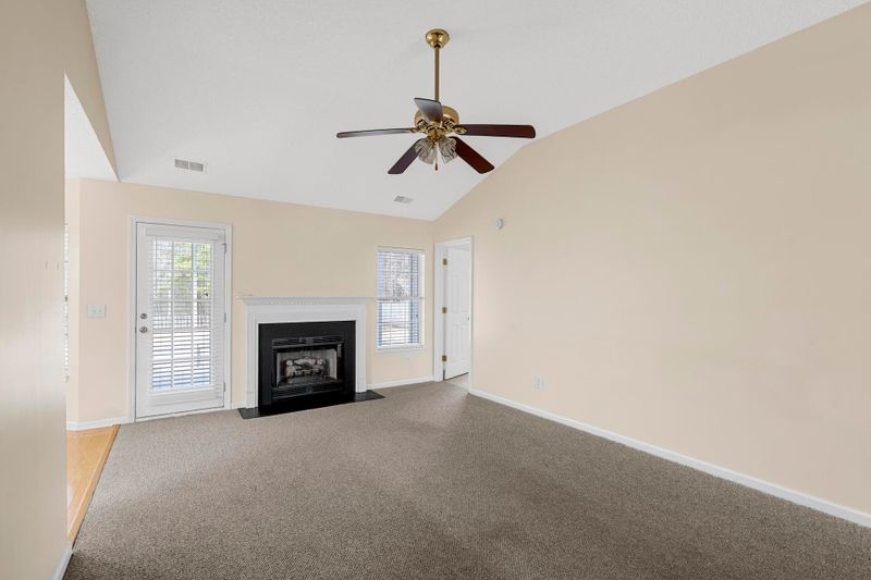 219 Burton Ave, Summerville, SC 29485