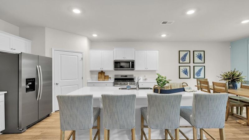 137 Grouper Ln, Summerville, SC 29483