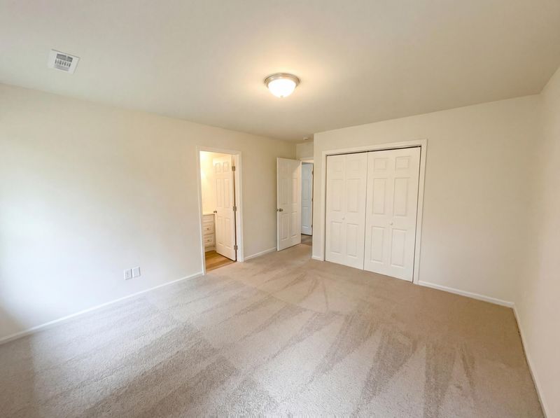 336 Price St, Goose Creek, SC 29445