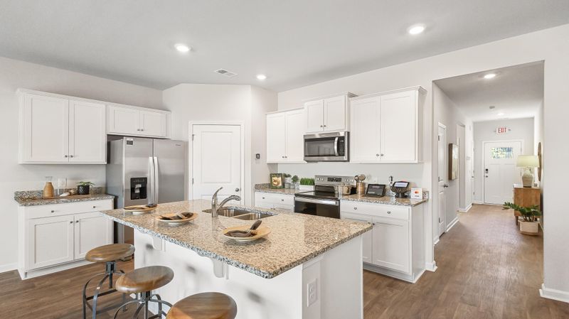 1045 Forrest Creek Dr, Summerville, SC 29483