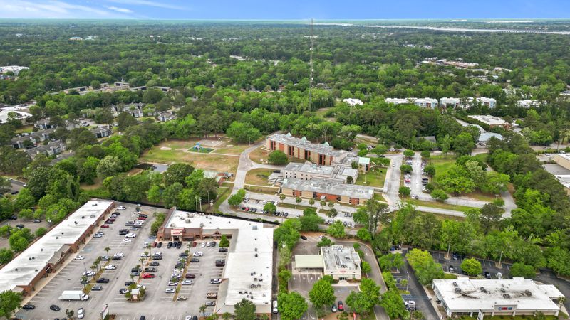 1071 Jenkins Rd, Charleston, SC 29407