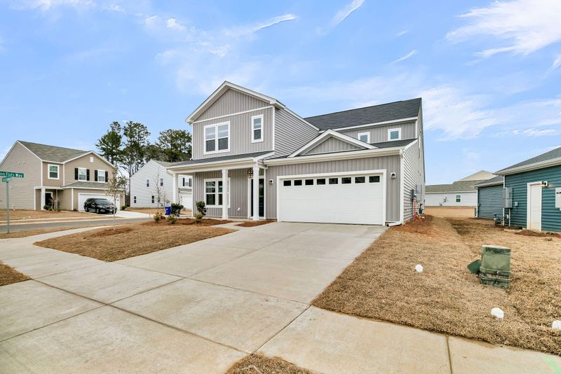 5251 Cottage Landing Dr, Summerville, SC 29485