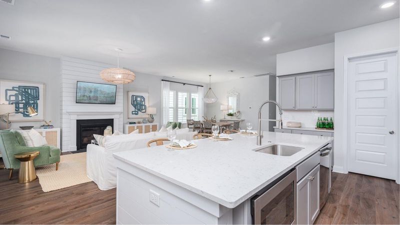 208 Citrus Dr, Summerville, SC 29486