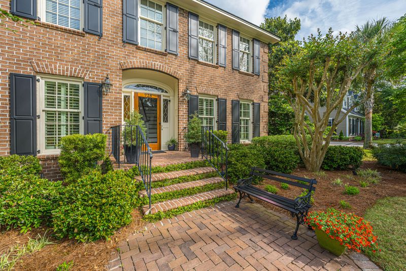 728 Creekside Dr, Mount Pleasant, SC 29464