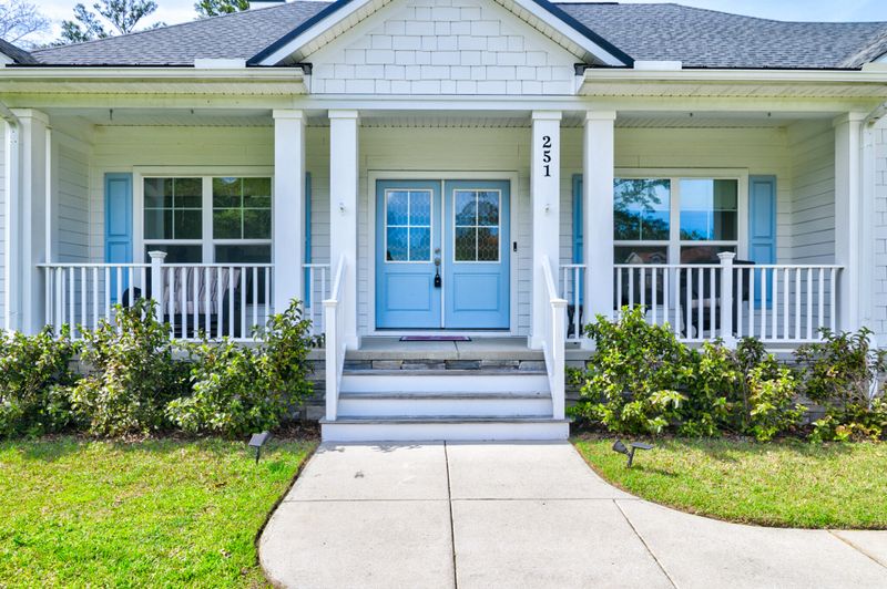 251 Stone Gate Ln, Summerville, SC 29486