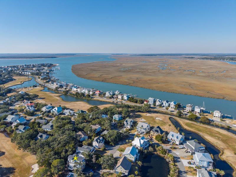 42 Battery Park Rd, Edisto Island, SC 29438