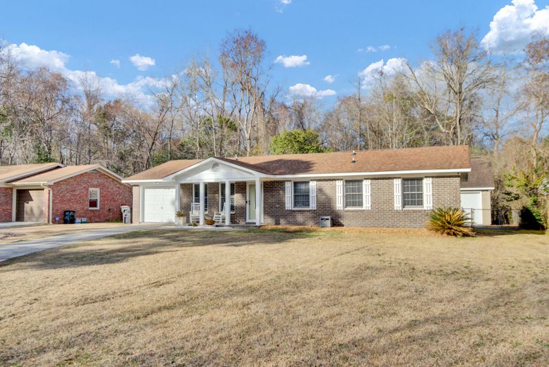 100 Catherine St, Summerville, SC 29485
